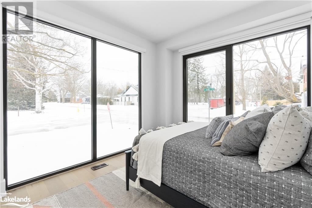 41 ALICE Street W