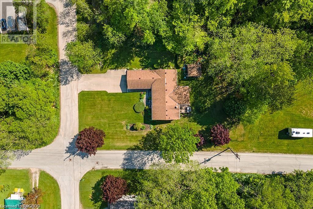 1996 6TH Avenue W