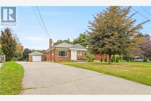 27 WAYNE Drive, Brantford