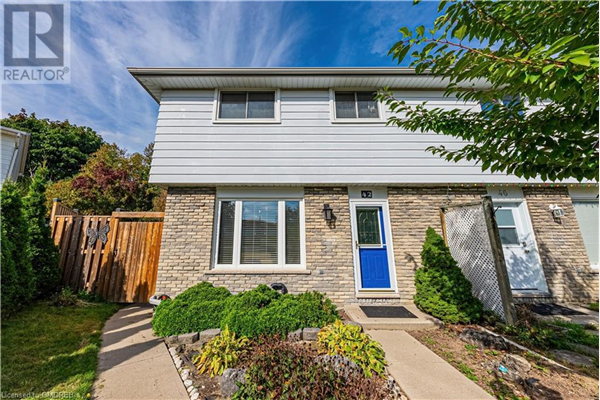 42 GLAMIS Court, Hamilton