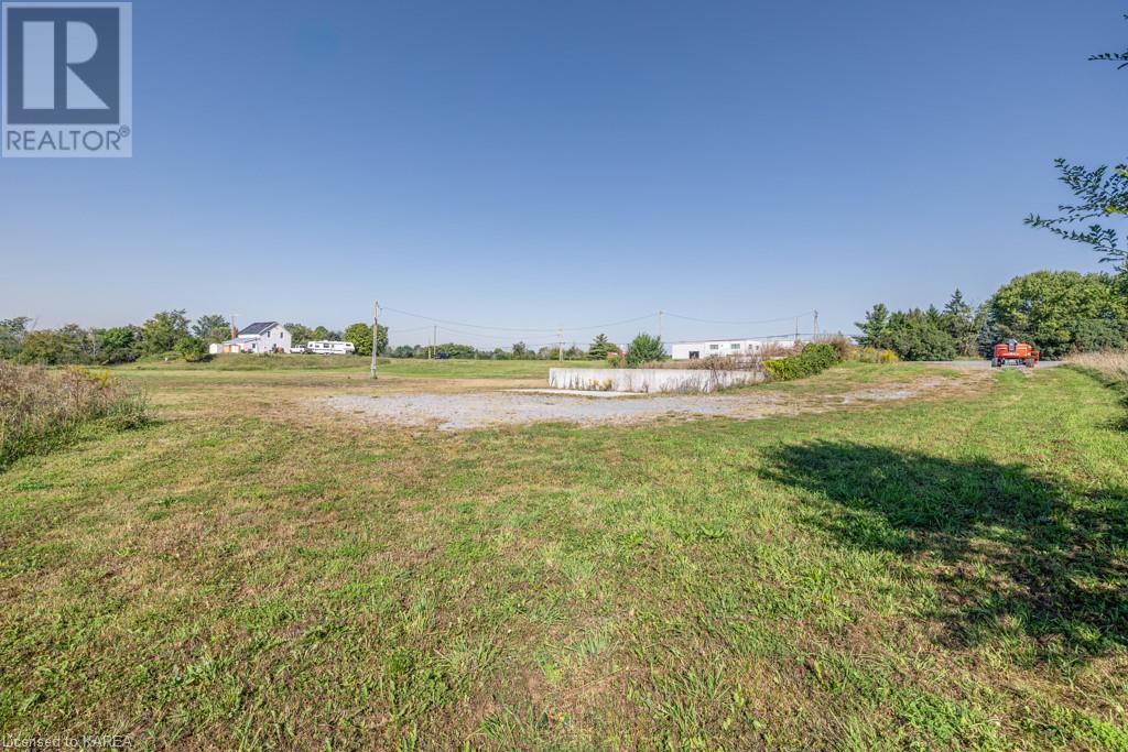 112 VANLUVEN Road
