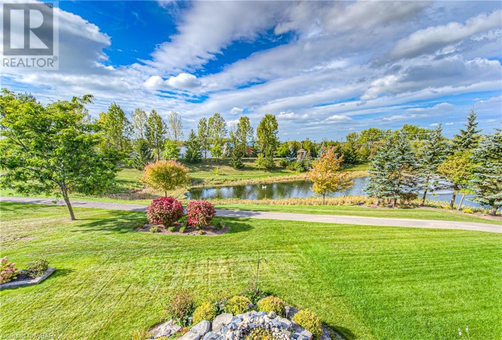 7 STONECROFT Way Unit# 2