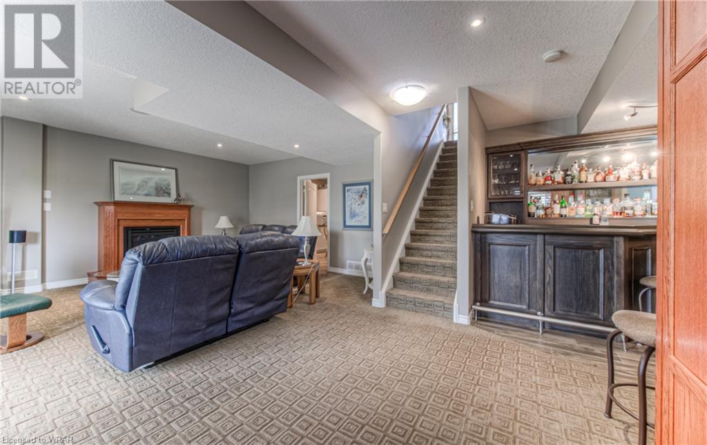 7 STONECROFT Way Unit# 2