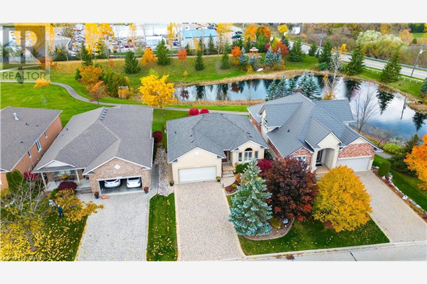 7 STONECROFT Way Unit# 2, New Hamburg