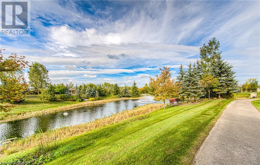 7 STONECROFT Way Unit# 2