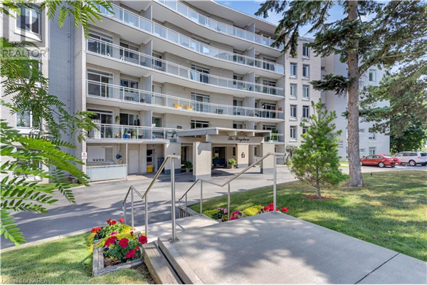 1 MOWAT Avenue Unit# 307, Kingston
