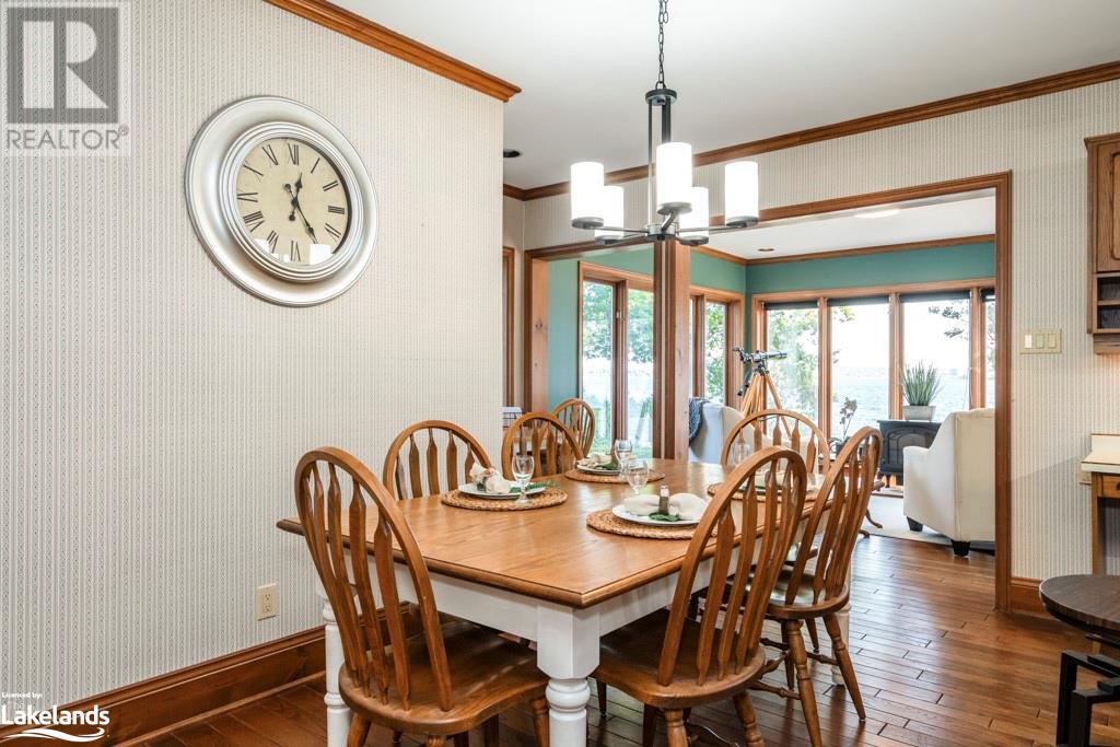 336 GLENBROOK Drive