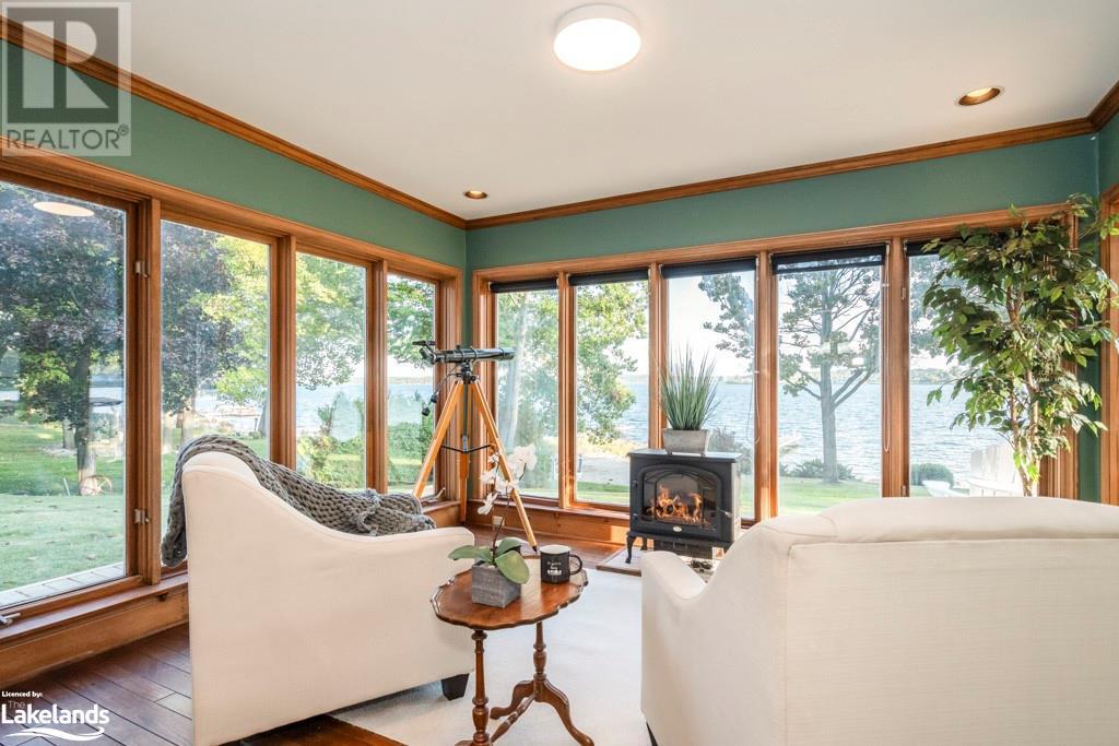 336 GLENBROOK Drive