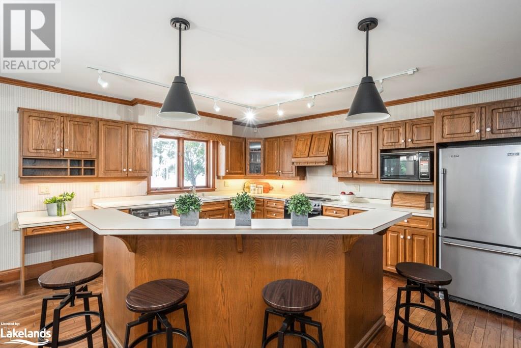 336 GLENBROOK Drive