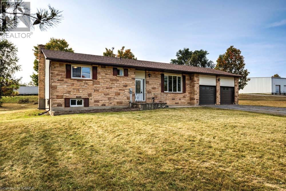 2935 FRONTENAC Road