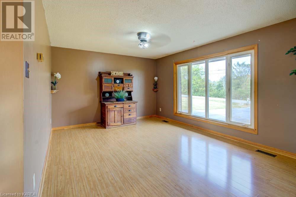 2935 FRONTENAC Road