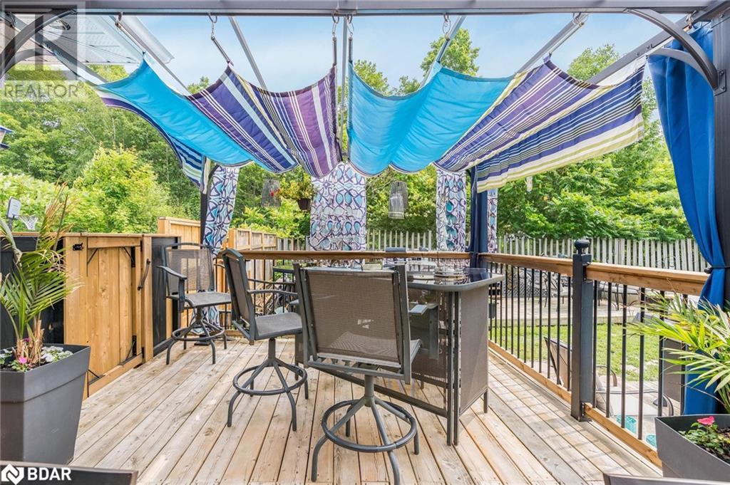 124 ARLYNN Crescent