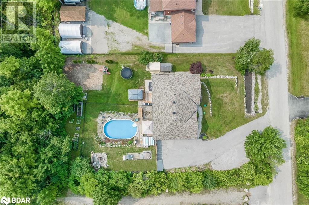 124 ARLYNN Crescent