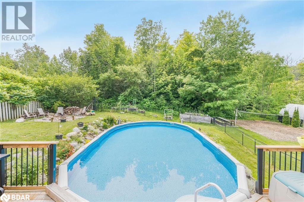 124 ARLYNN Crescent