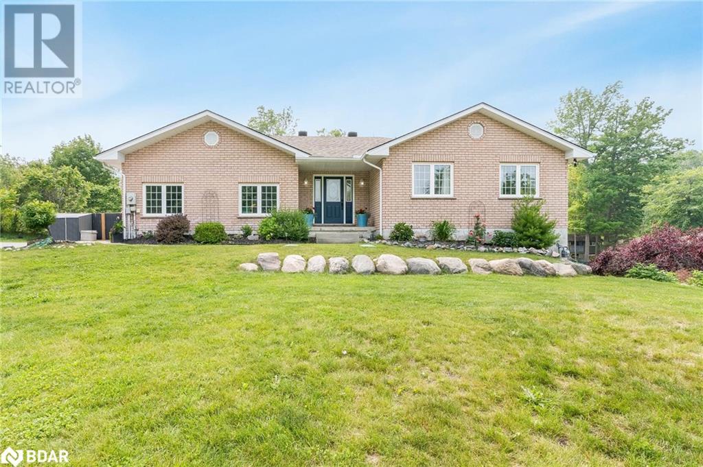 124 ARLYNN Crescent