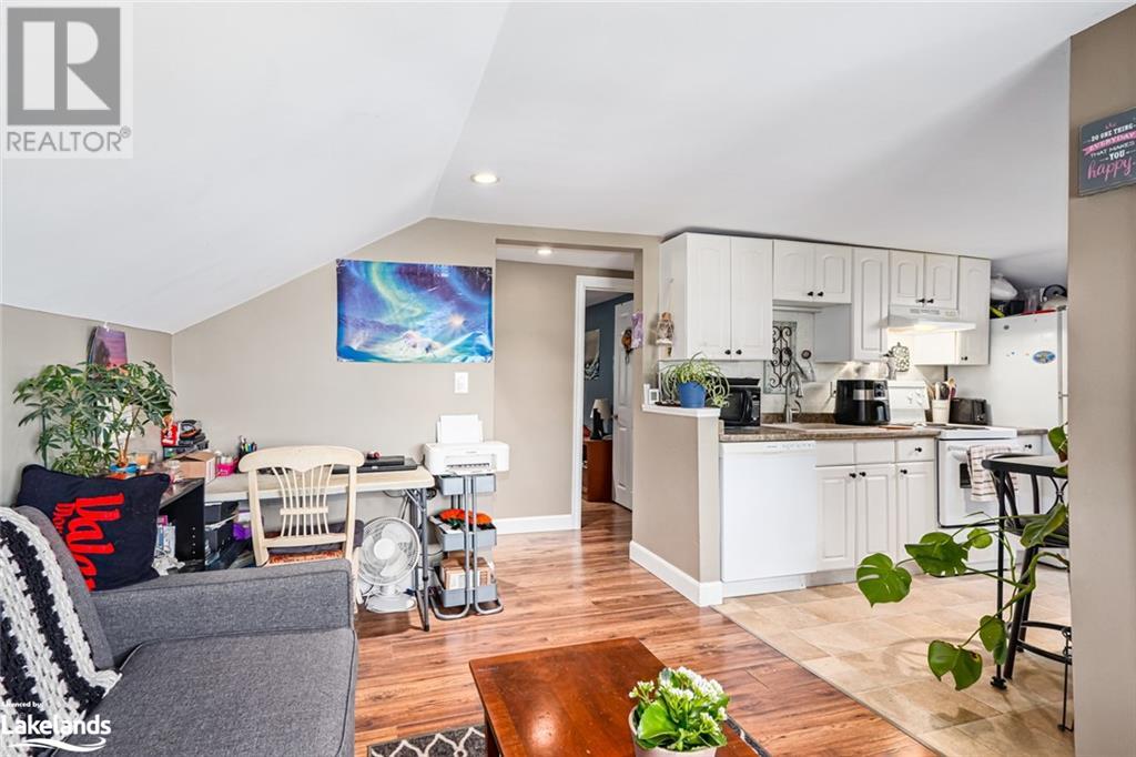 204 13TH Street E