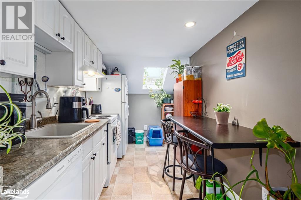 204 13TH Street E