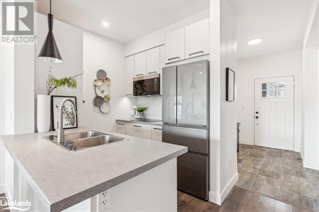 11 BEAUSOLEIL Lane Unit# 104