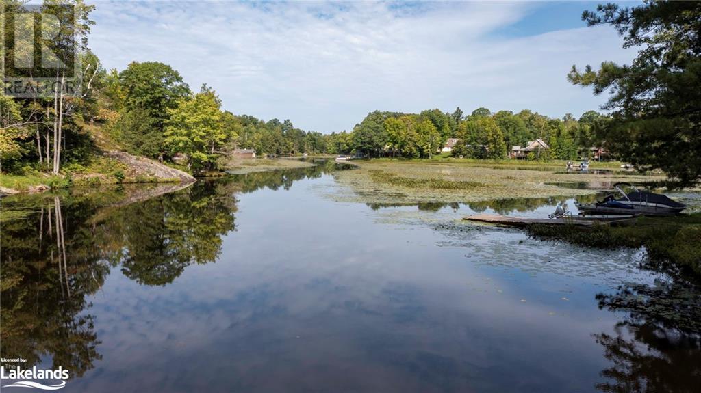 2746 MACLEAN Lake