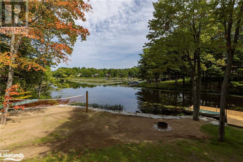 2746 MACLEAN Lake
