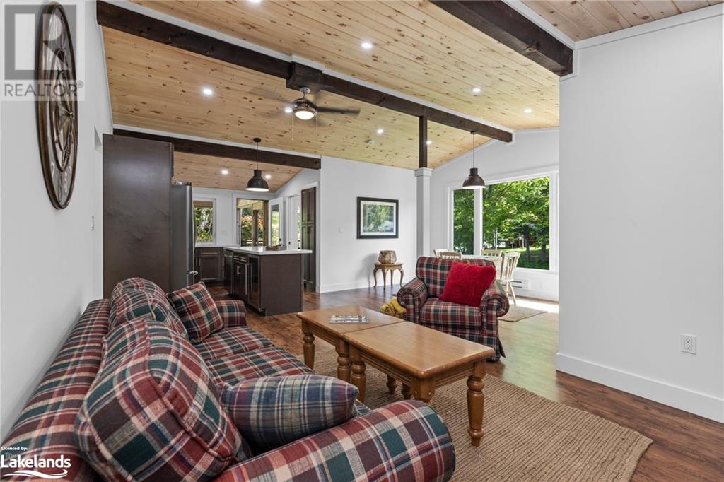 2746 MACLEAN Lake
