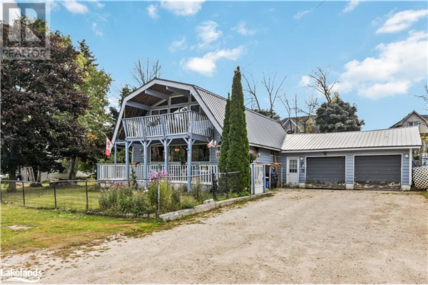 13 BAYVIEW Avenue, Wasaga Beach