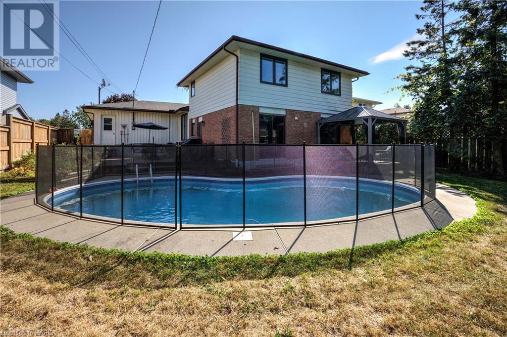923 HUDSON Drive
