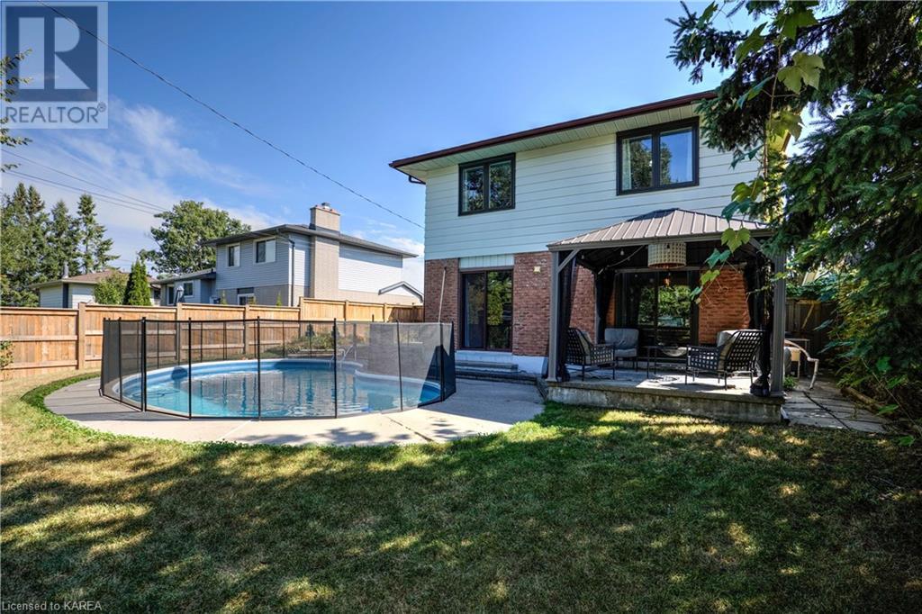 923 HUDSON Drive