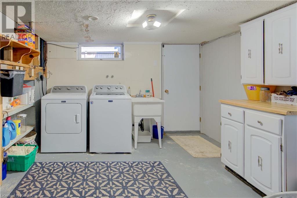 923 HUDSON Drive