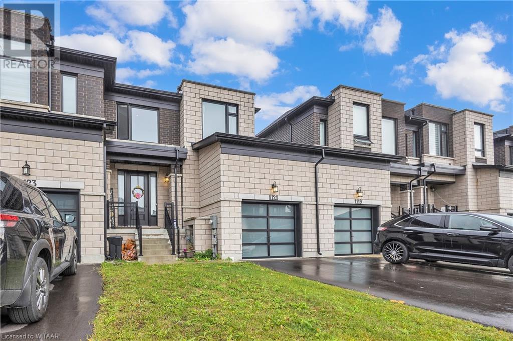 1121 EDINBURGH Drive
