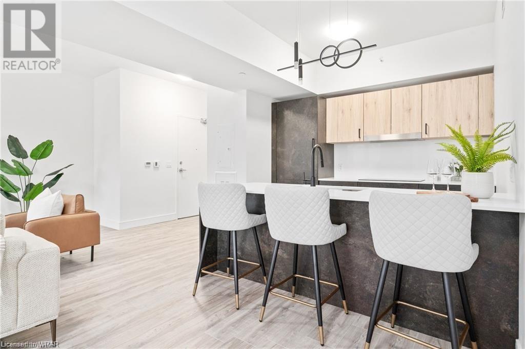 2 DUNDAS Street W Unit# 501