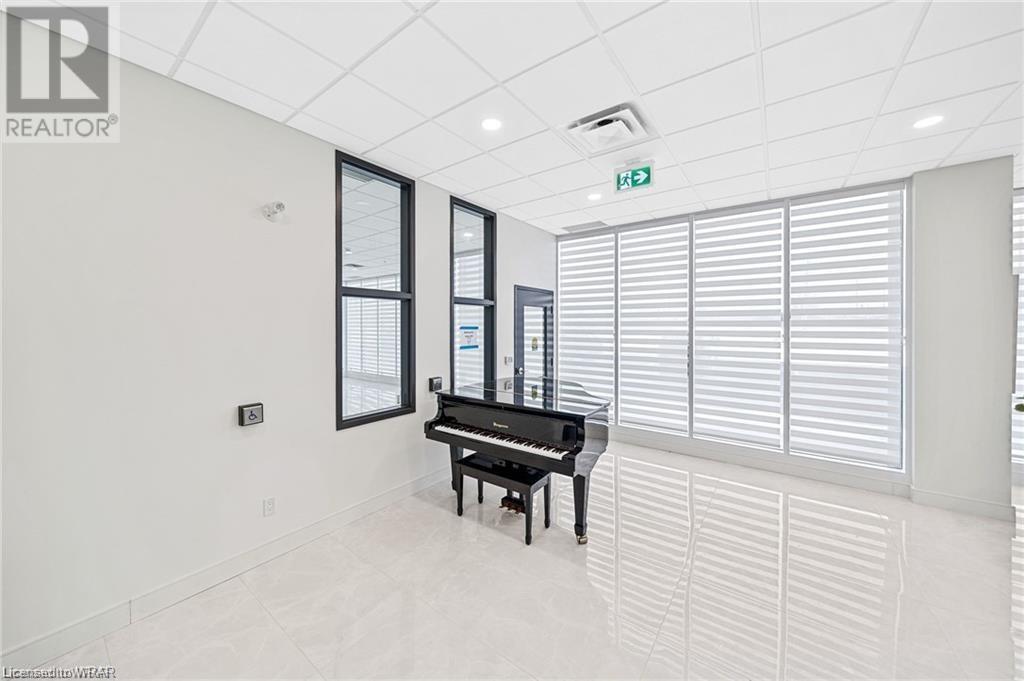 2 DUNDAS Street W Unit# 501