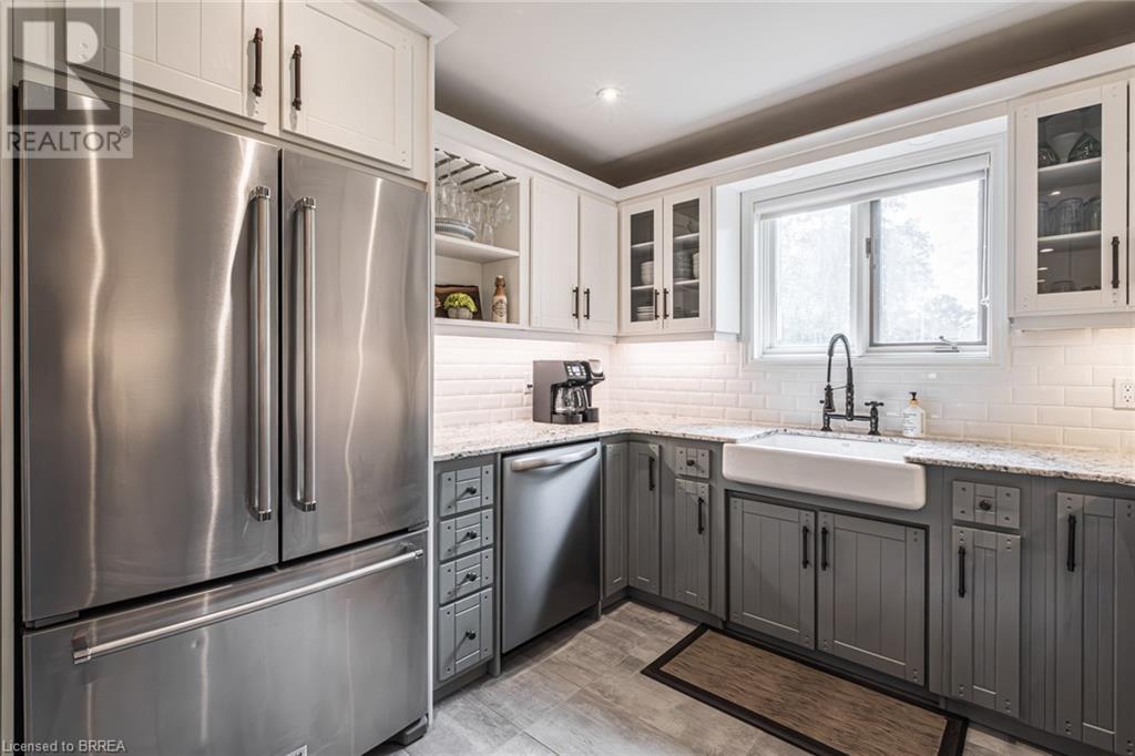 46 MISENER Road W