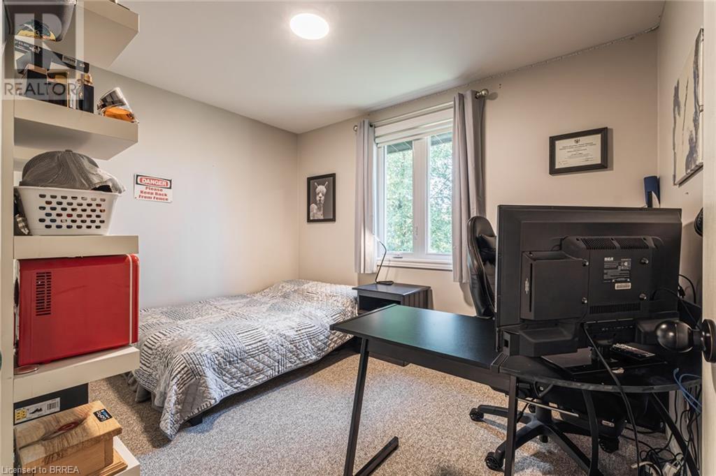 46 MISENER Road W