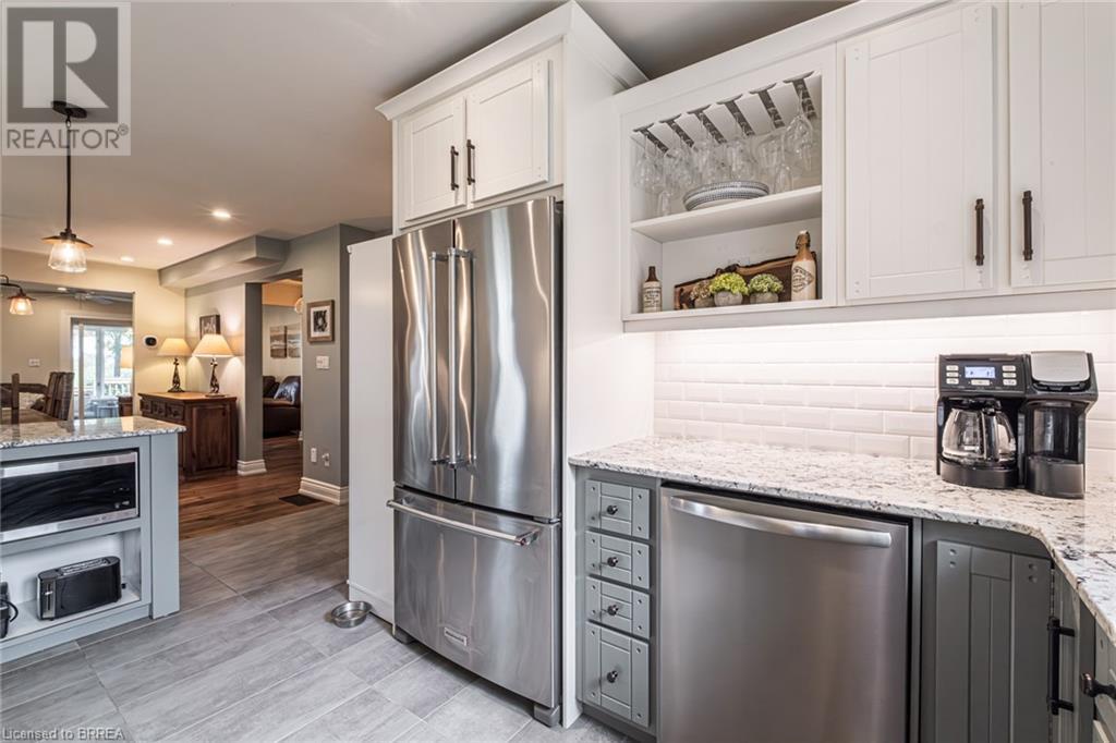 46 MISENER Road W