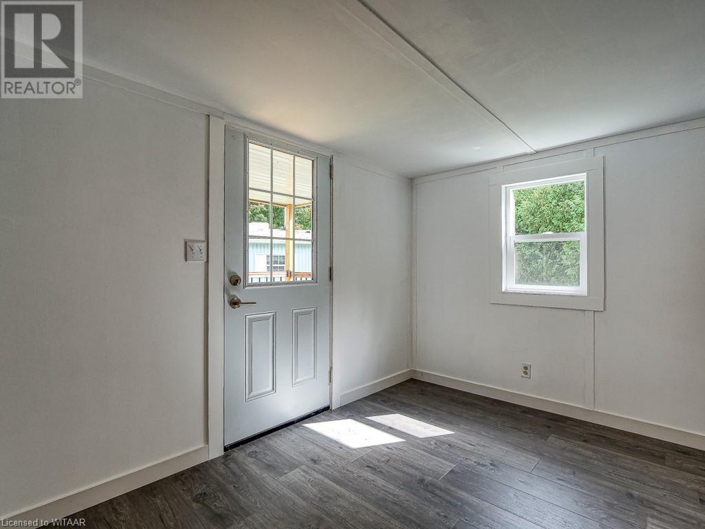 595487 OXFORD 59 Road Unit# 20