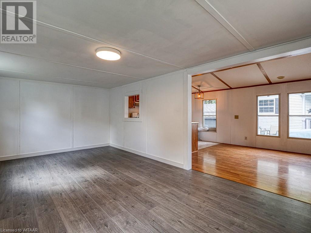 595487 OXFORD 59 Road Unit# 20