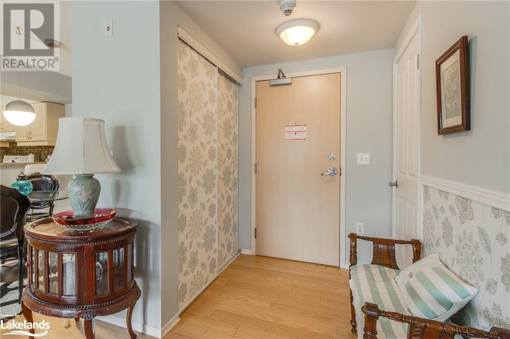 333 LAFONTAINE Road W Unit# 208