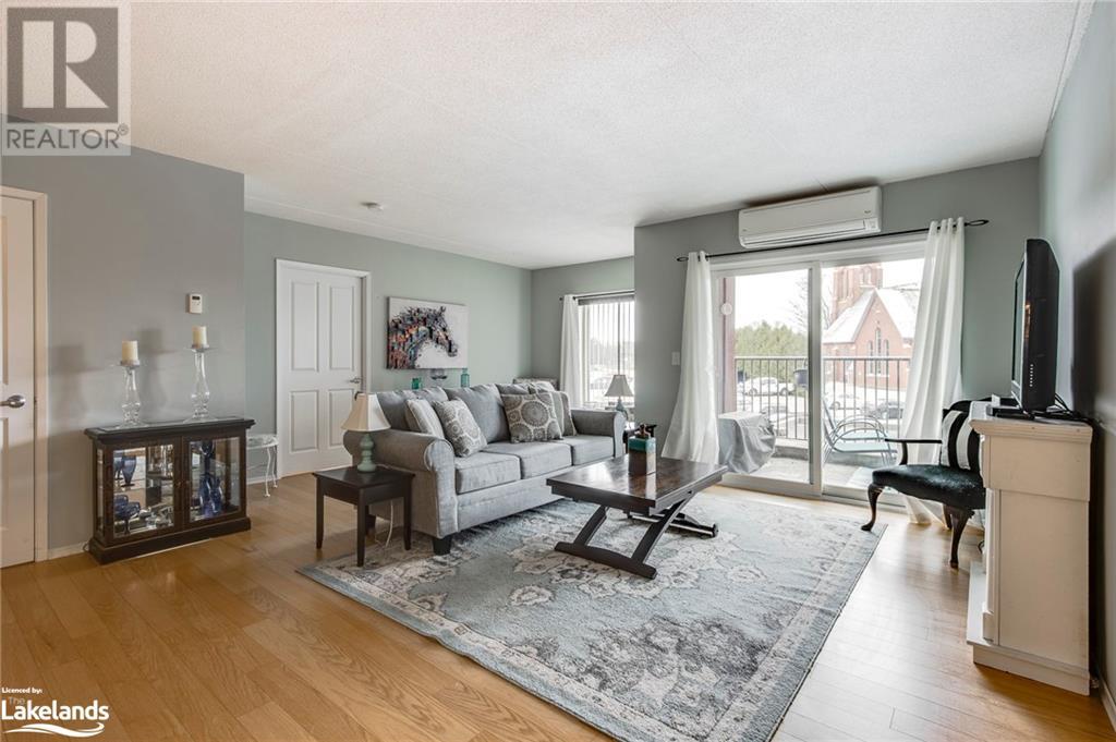 333 LAFONTAINE Road W Unit# 208