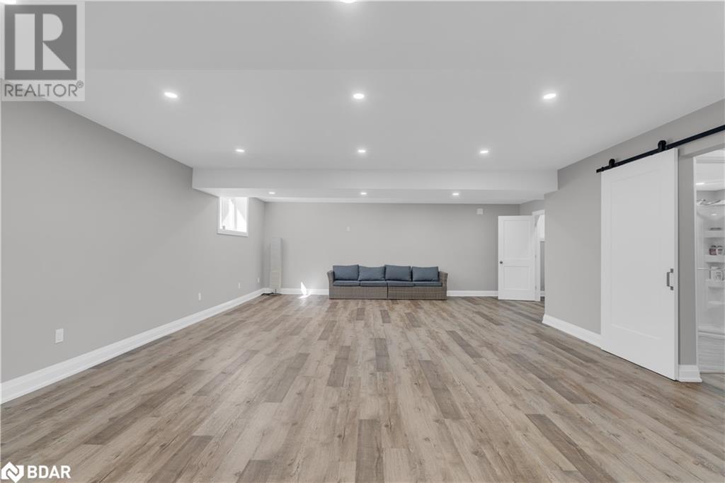 291 REGINA Street