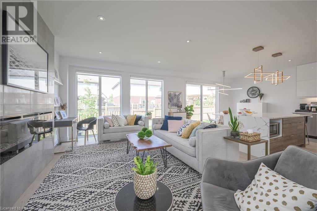 1820 CANVAS Way Unit# 8