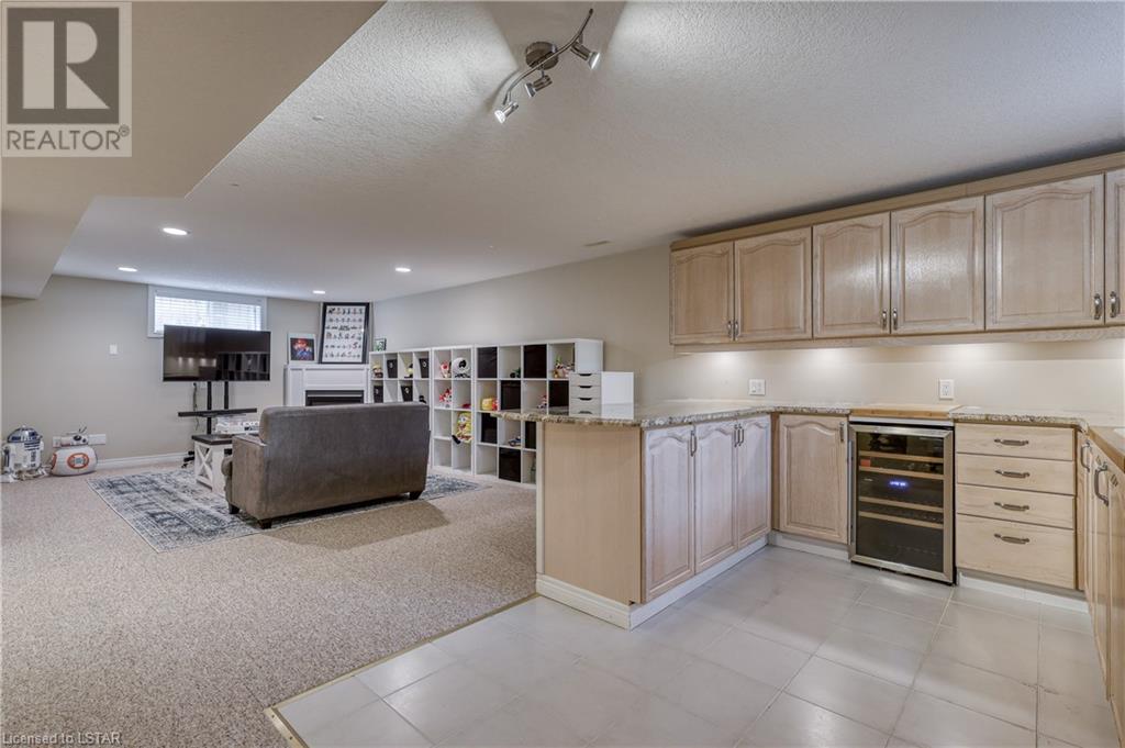 95 HUMMINGBIRD Lane