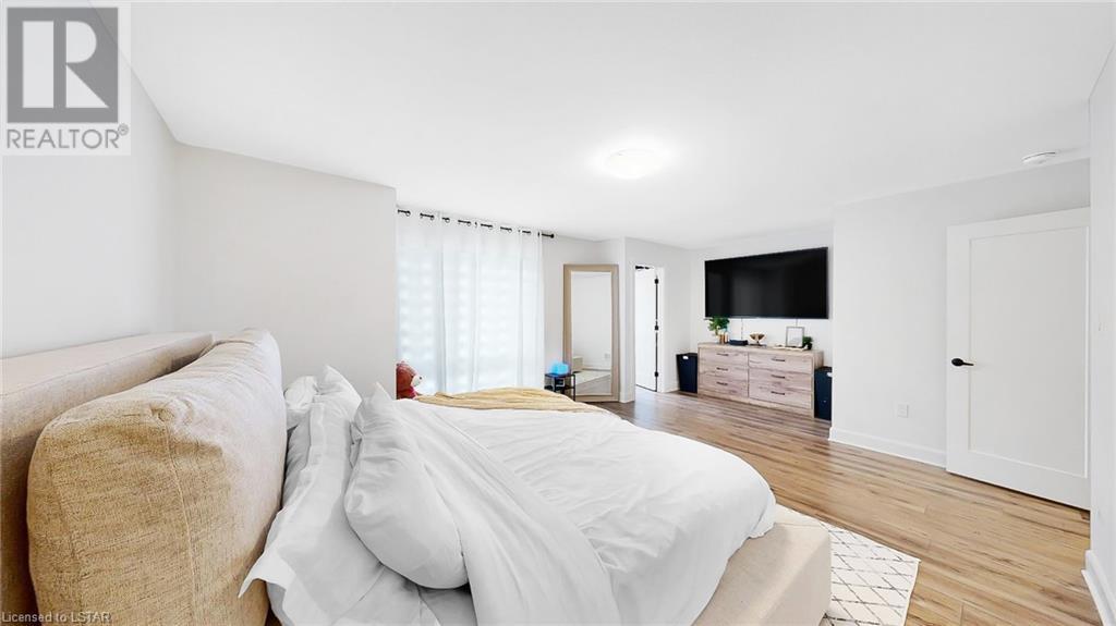 175 DOAN Drive Unit# 107
