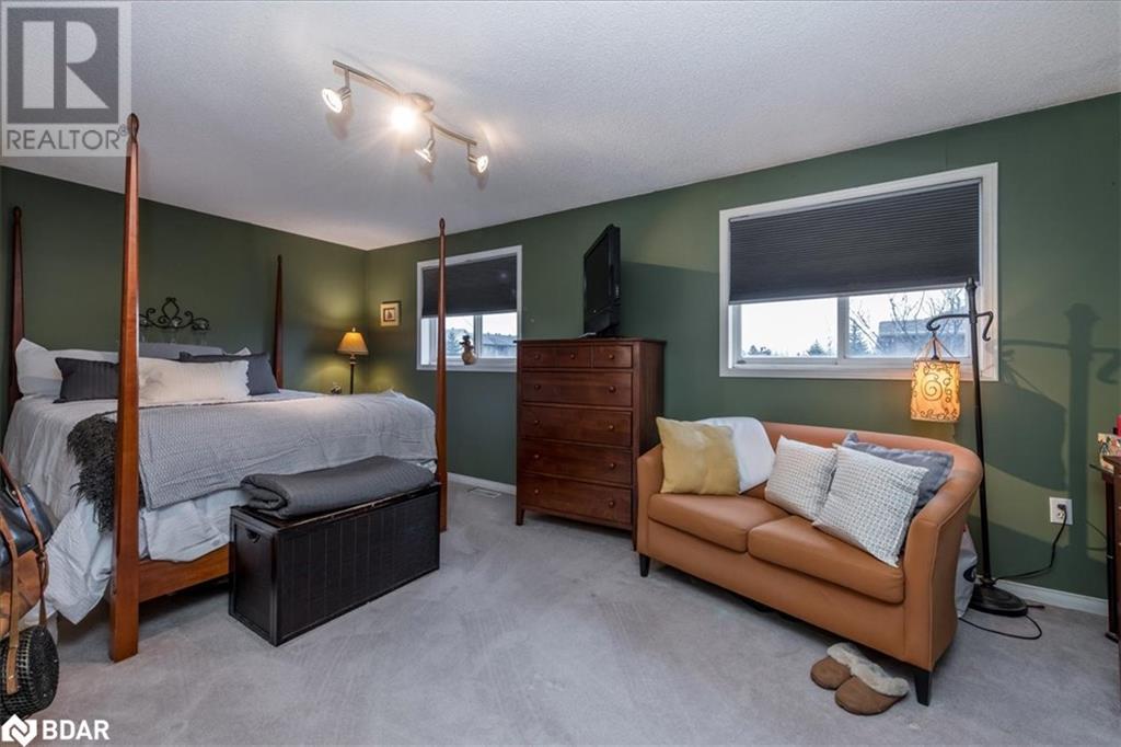 9 CARIBOU Court