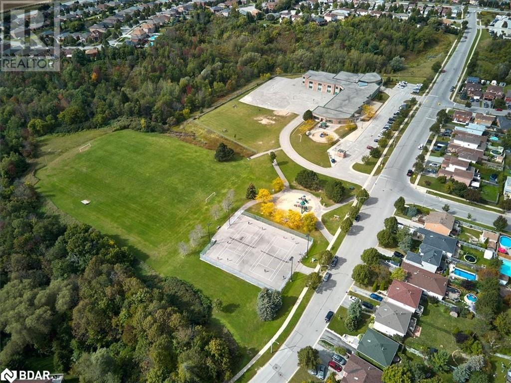 9 CARIBOU Court