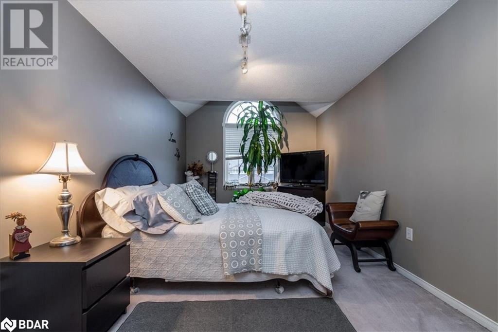 9 CARIBOU Court