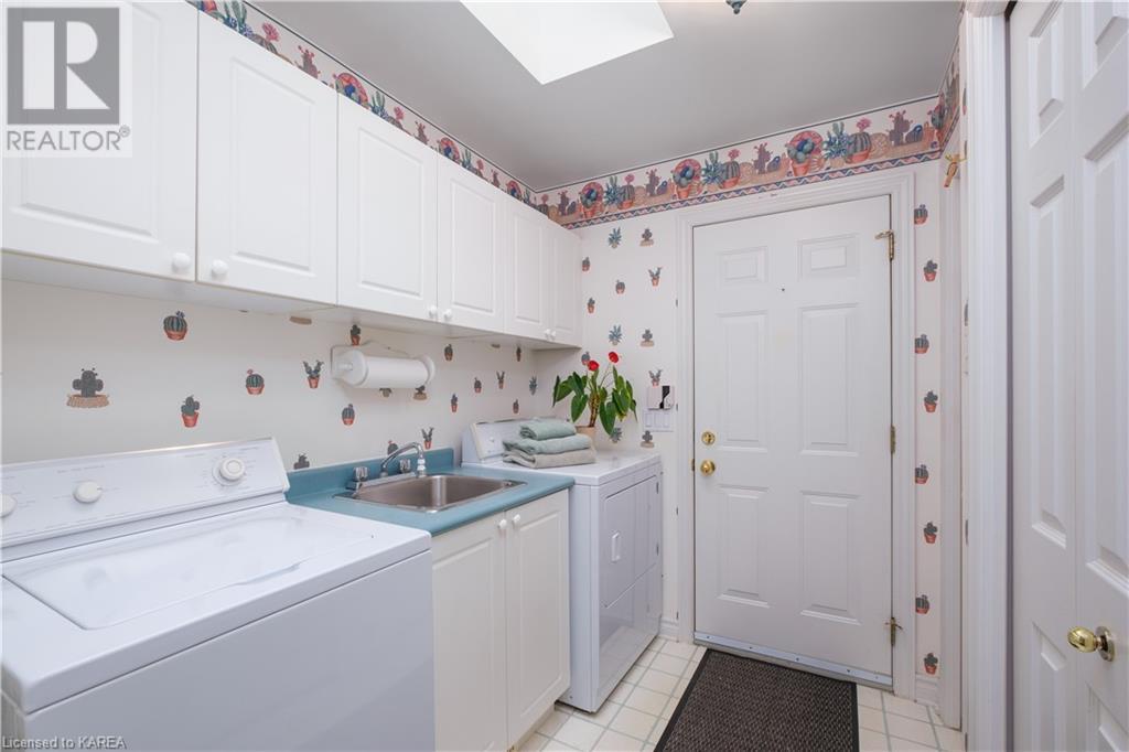 22 KENWOODS Circle