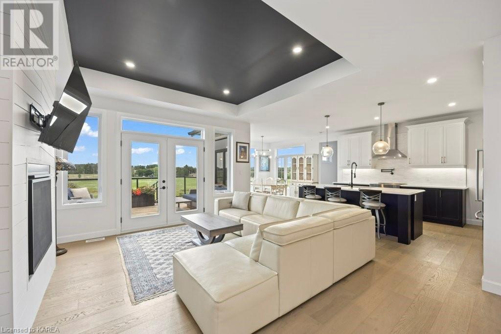 554 MAPLE LAWN Drive