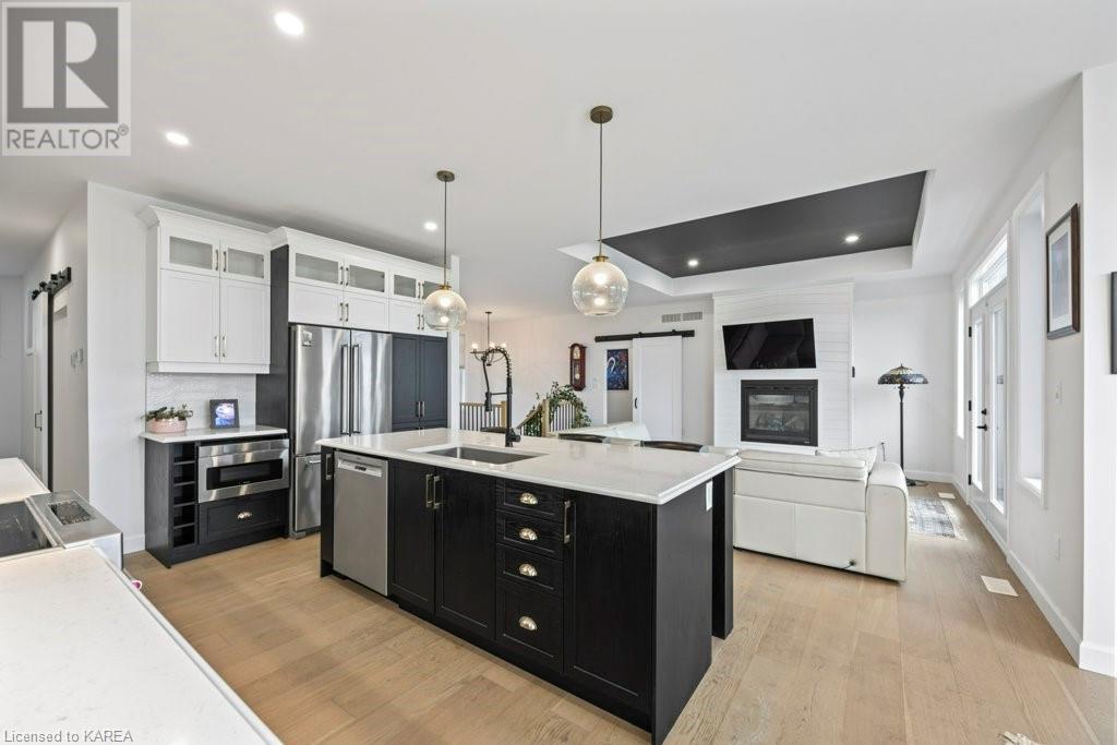 554 MAPLE LAWN Drive