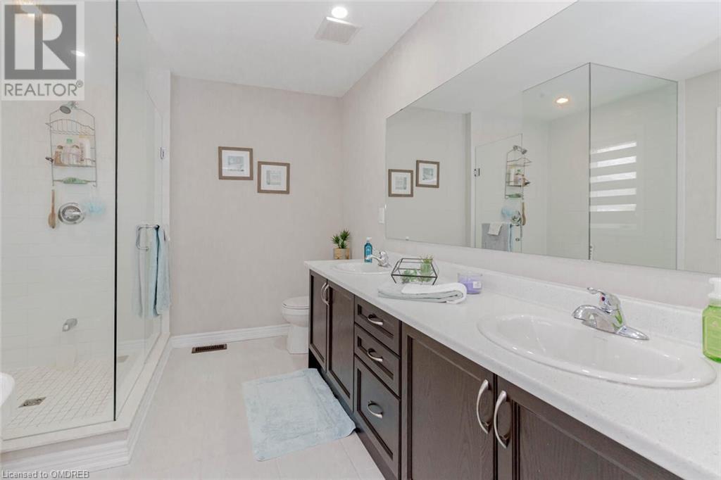 19 ROBBINS Ridge